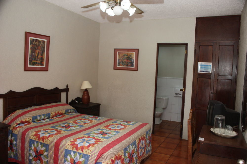 Hotel Villa Española Guatemala Exterior foto